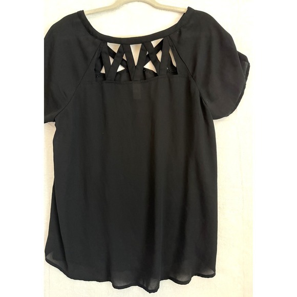 TORRID Black Lattice Neck Short Sleeve Sheer Blouse Plus Size‎ 0 - Picture 6 of 11